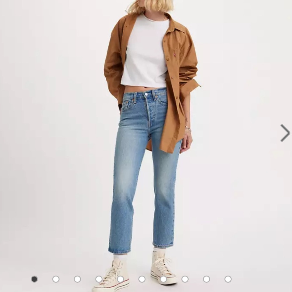 Levi Wedgie Straight Jeans NWOT